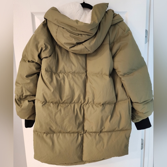 Orolay Women's Thickened Down Jacket Green Medium NWOT Hooded Outerwear FullZip - Picture 3 of 9